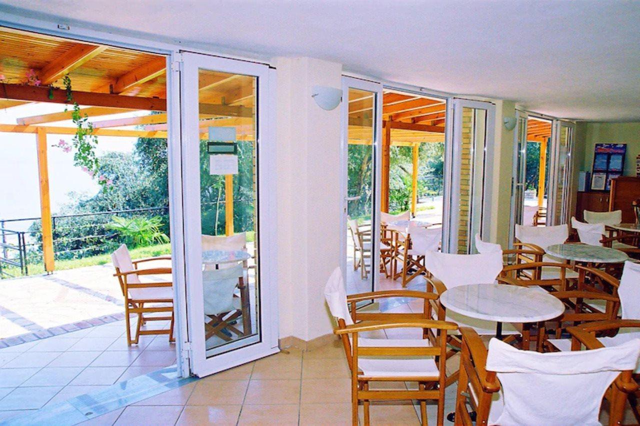 Apraos Dionysos Apartments מראה חיצוני תמונה