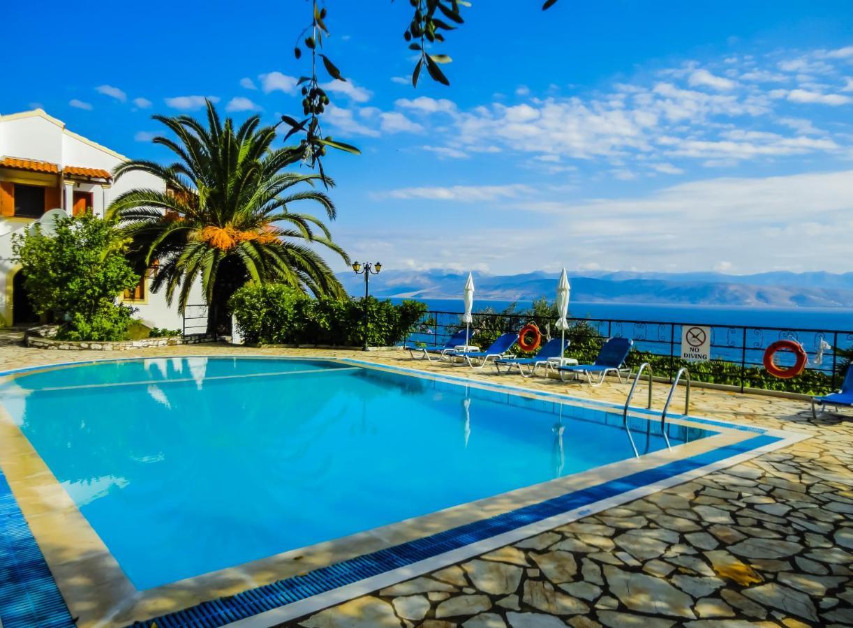 Apraos Dionysos Apartments מראה חיצוני תמונה