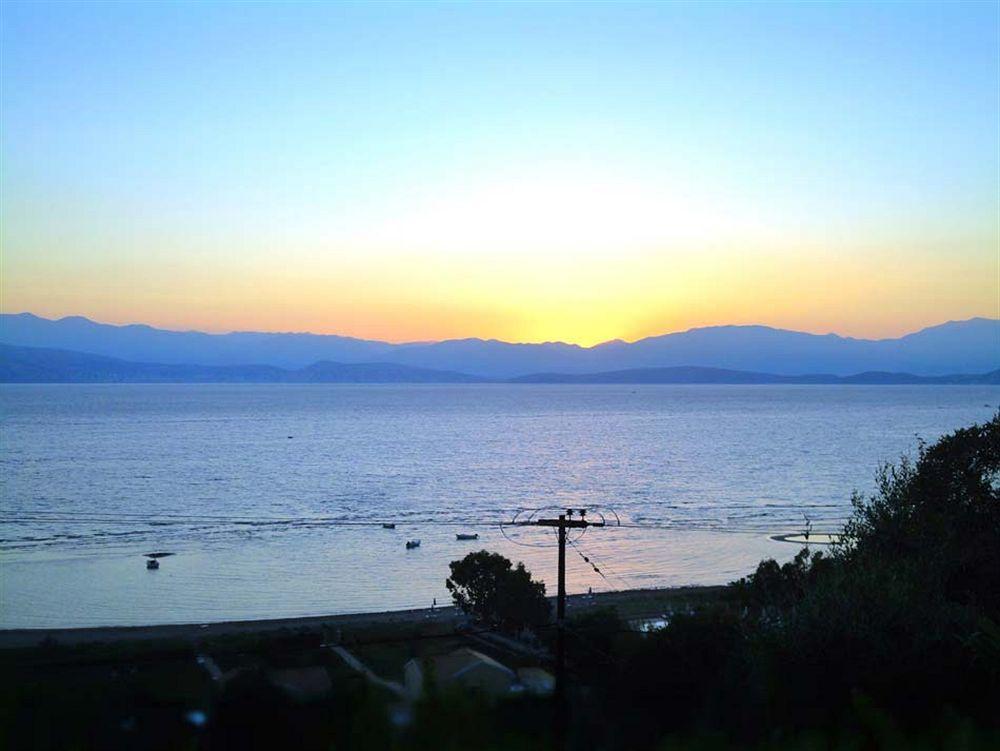 Apraos Dionysos Apartments מראה חיצוני תמונה