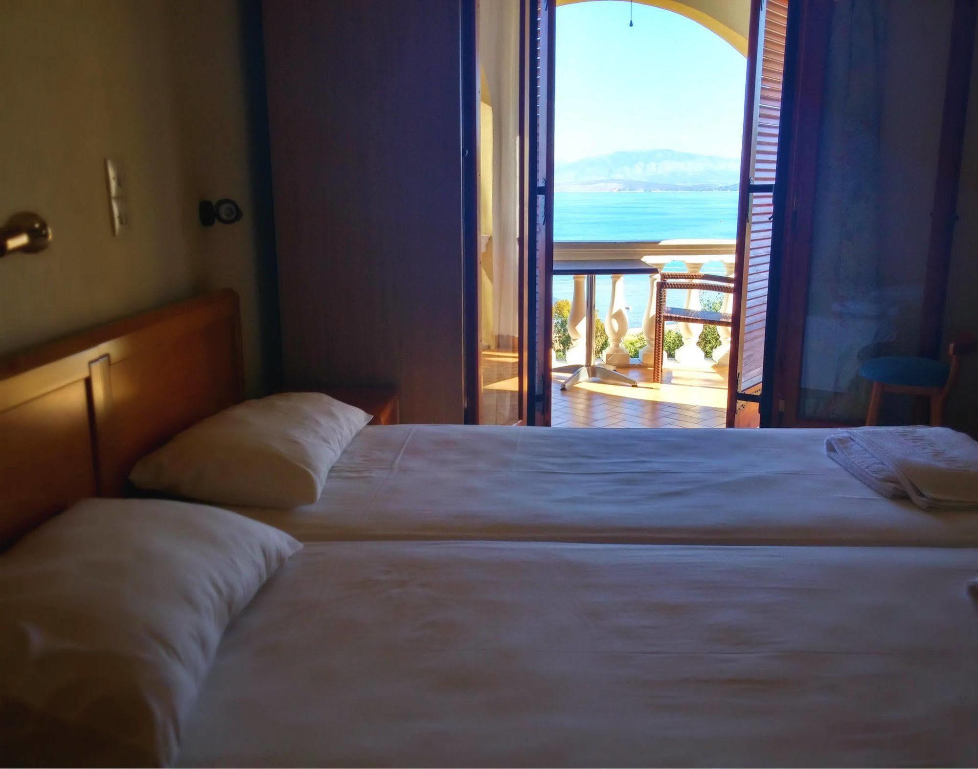 Apraos Dionysos Apartments מראה חיצוני תמונה